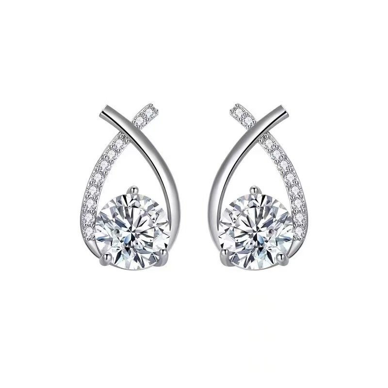 交叉锆石耳钉女时尚小巧精致百搭设计感耳环小众高级感耳饰配饰品 (2) Four-pronged diamond earrings - 图片 1